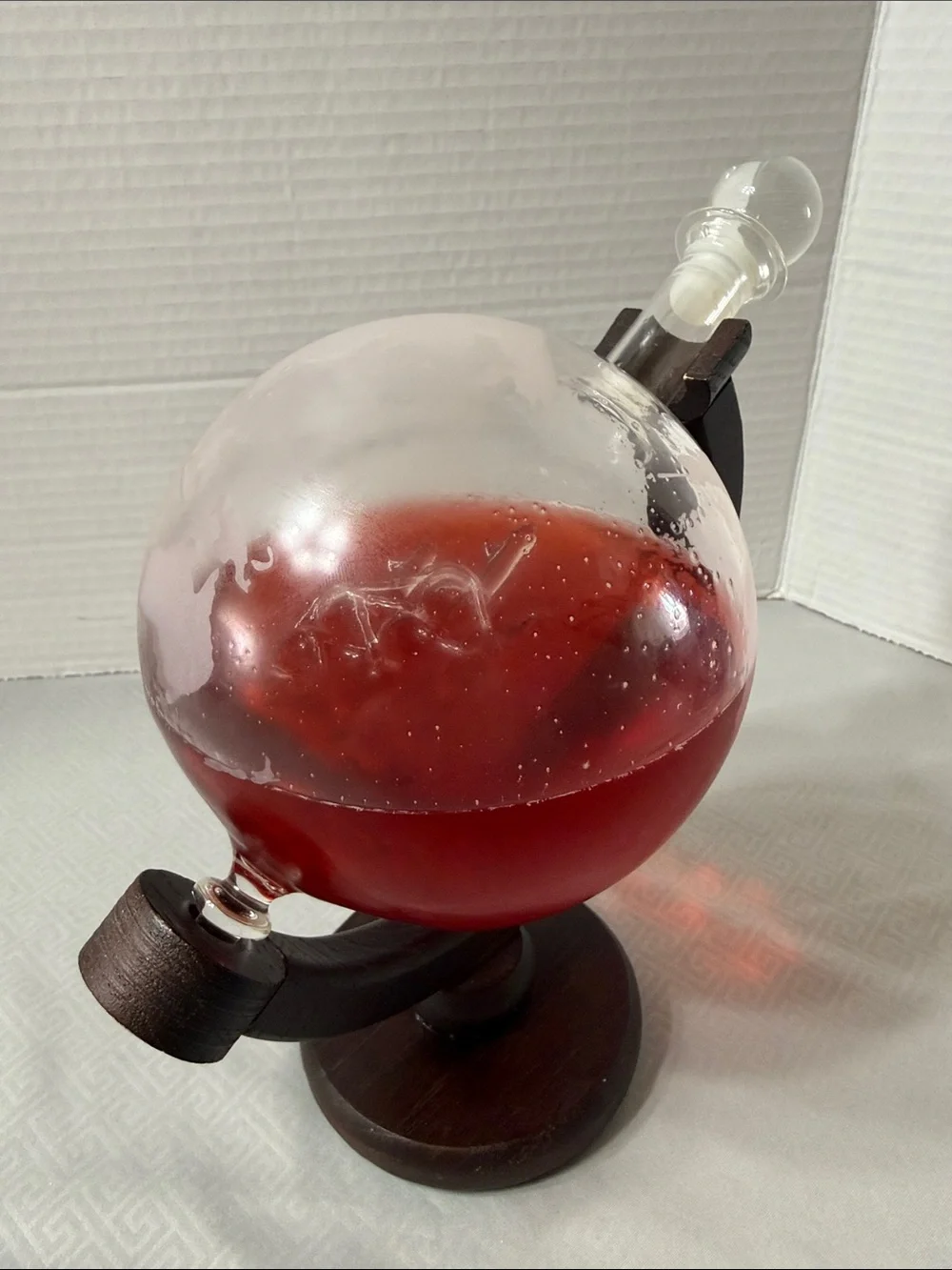 BarMe Etched Class World Globe Liquor Decanter Wood Stand & Glass Ship Inside